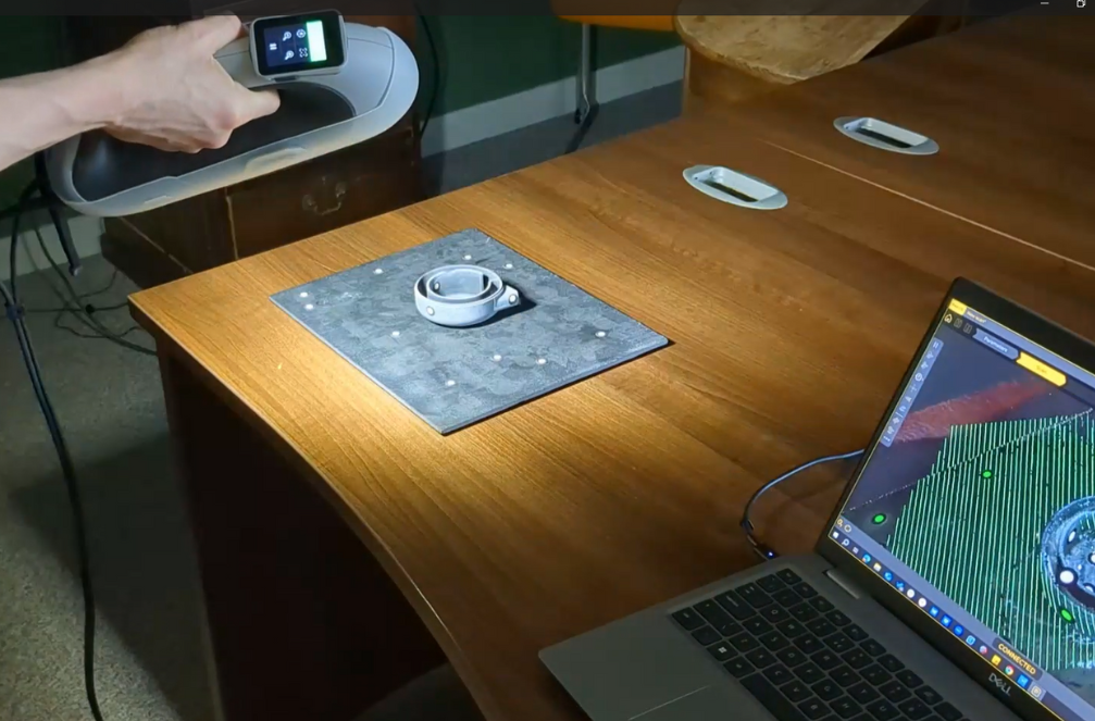 3D scanning in progress